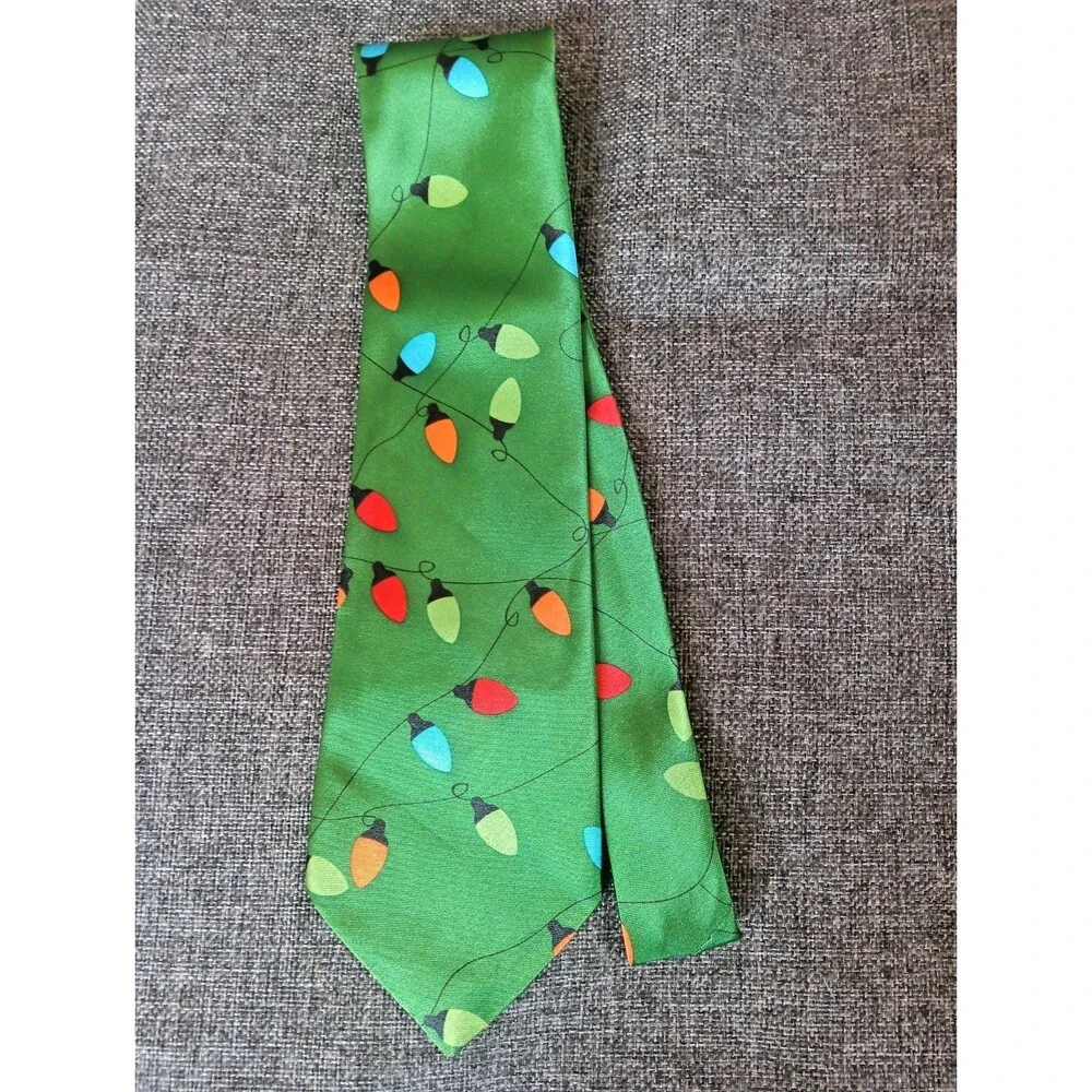 Tie 70s 80s 90s Y2K Mens Green Holiday Lights Christmas 3.75 Wide 56 Long